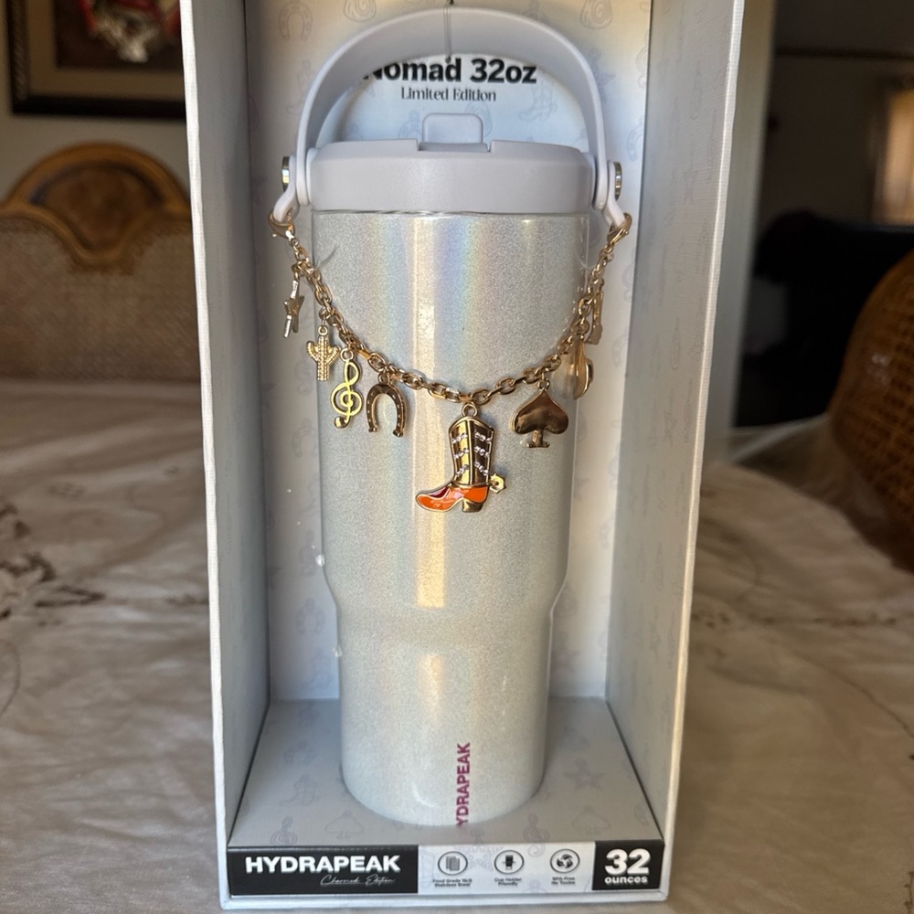 Hydrapeak Limited Edition White Tumbler with Charms